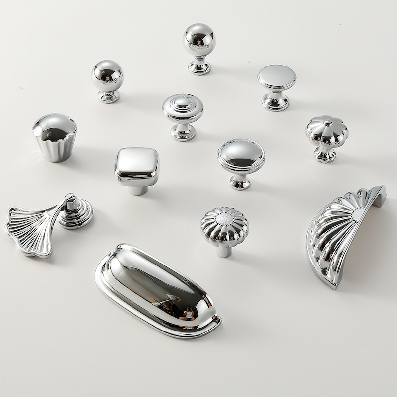 Helder chroom zilver kledingka - Furniture Hardware Restoration recensie en prijs